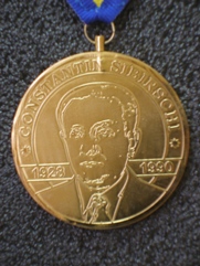 Medalia laureatului premiului 'A. Sibirschi' in domeniul matematicii